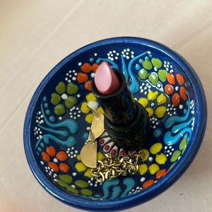 Kat Avon D studded lipstick mini in double dare